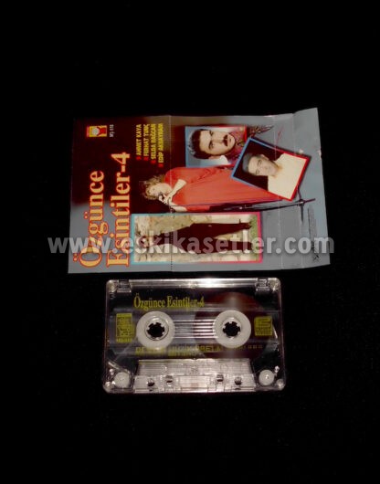 Kaset kartonetin ortadan yapıştırılmış